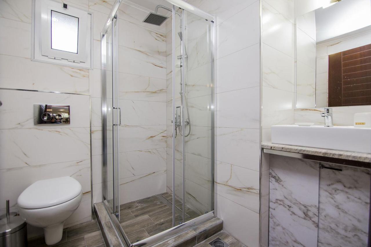 Kasta Bnb Ofrínion 외부 사진