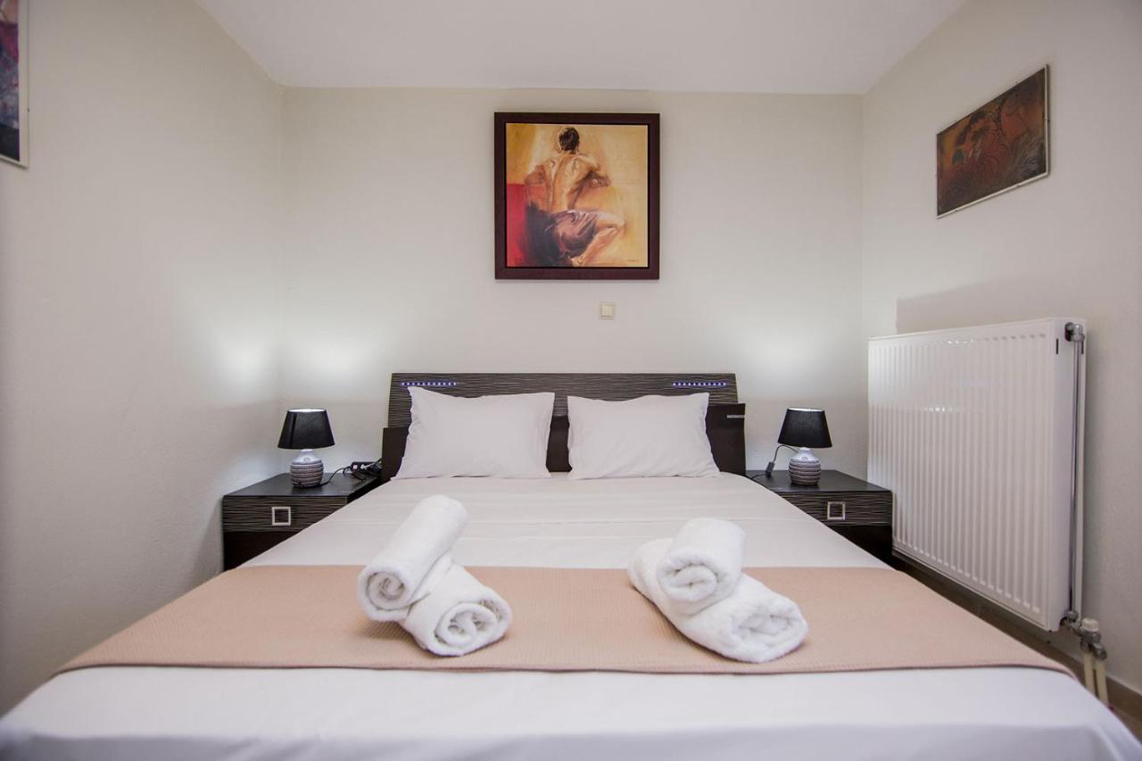 Kasta Bnb Ofrínion 외부 사진