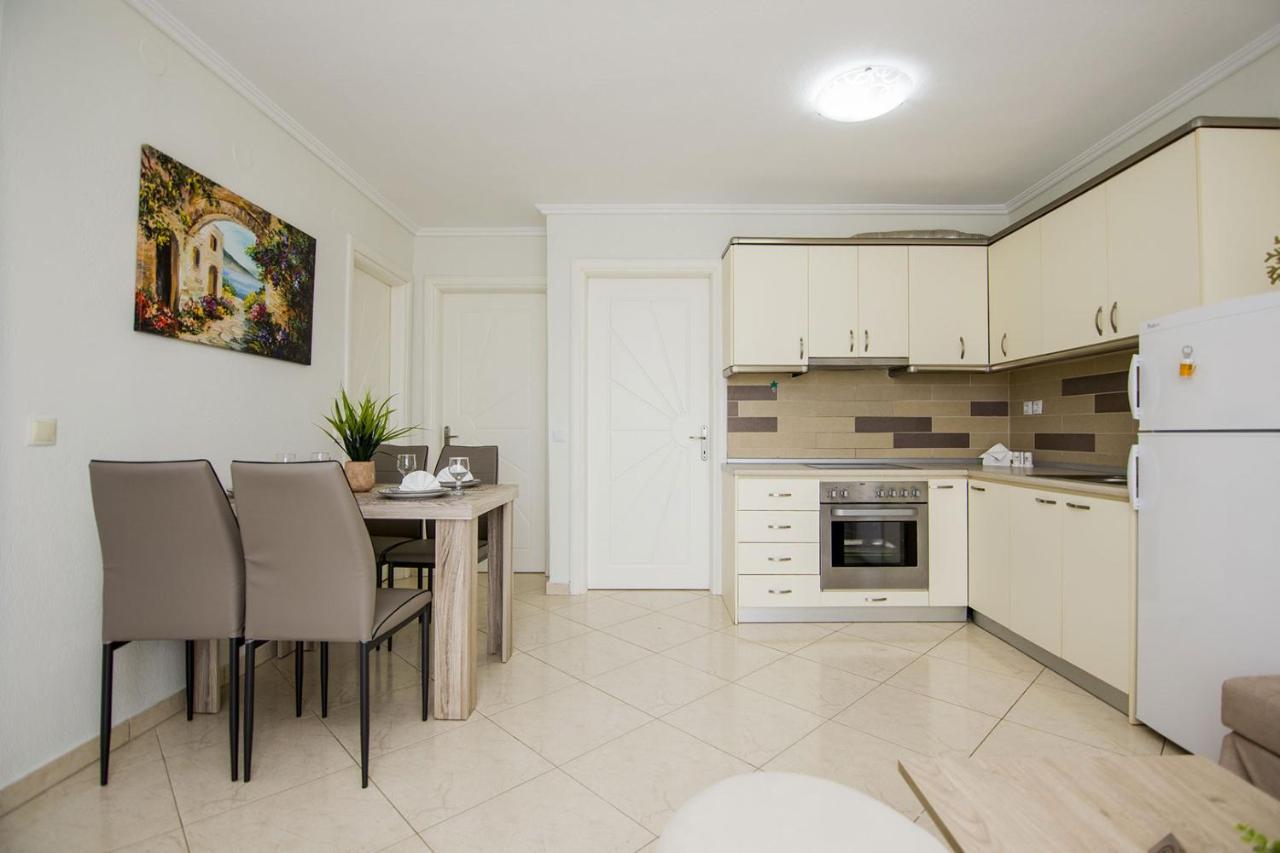 Kasta Bnb Ofrínion 외부 사진