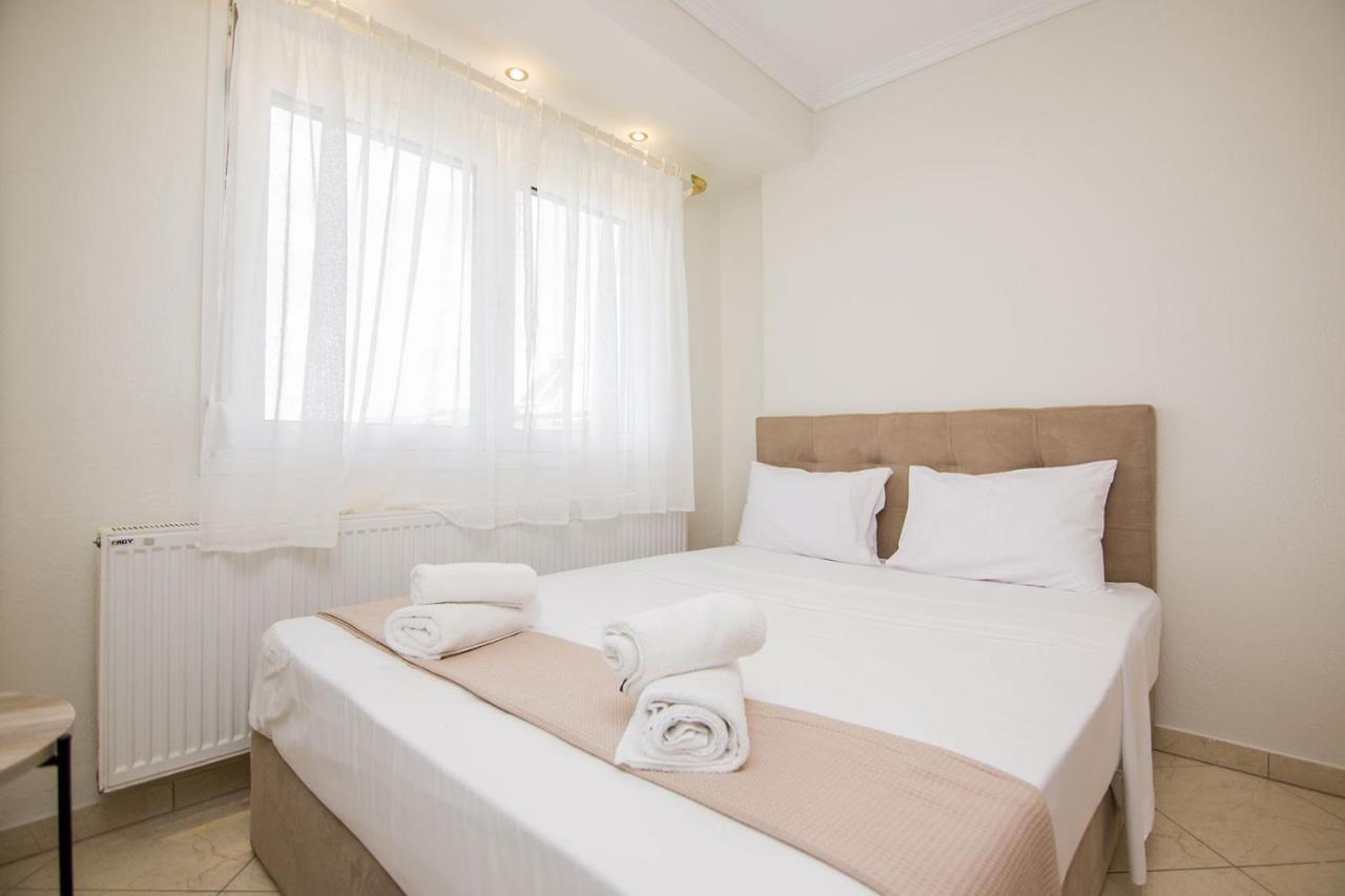 Kasta Bnb Ofrínion 외부 사진