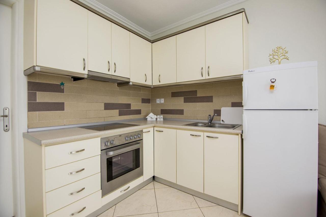 Kasta Bnb Ofrínion 외부 사진