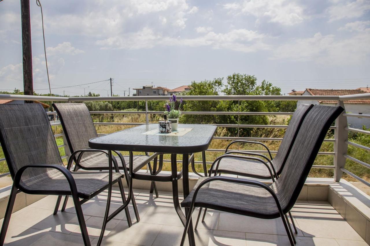 Kasta Bnb Ofrínion 외부 사진